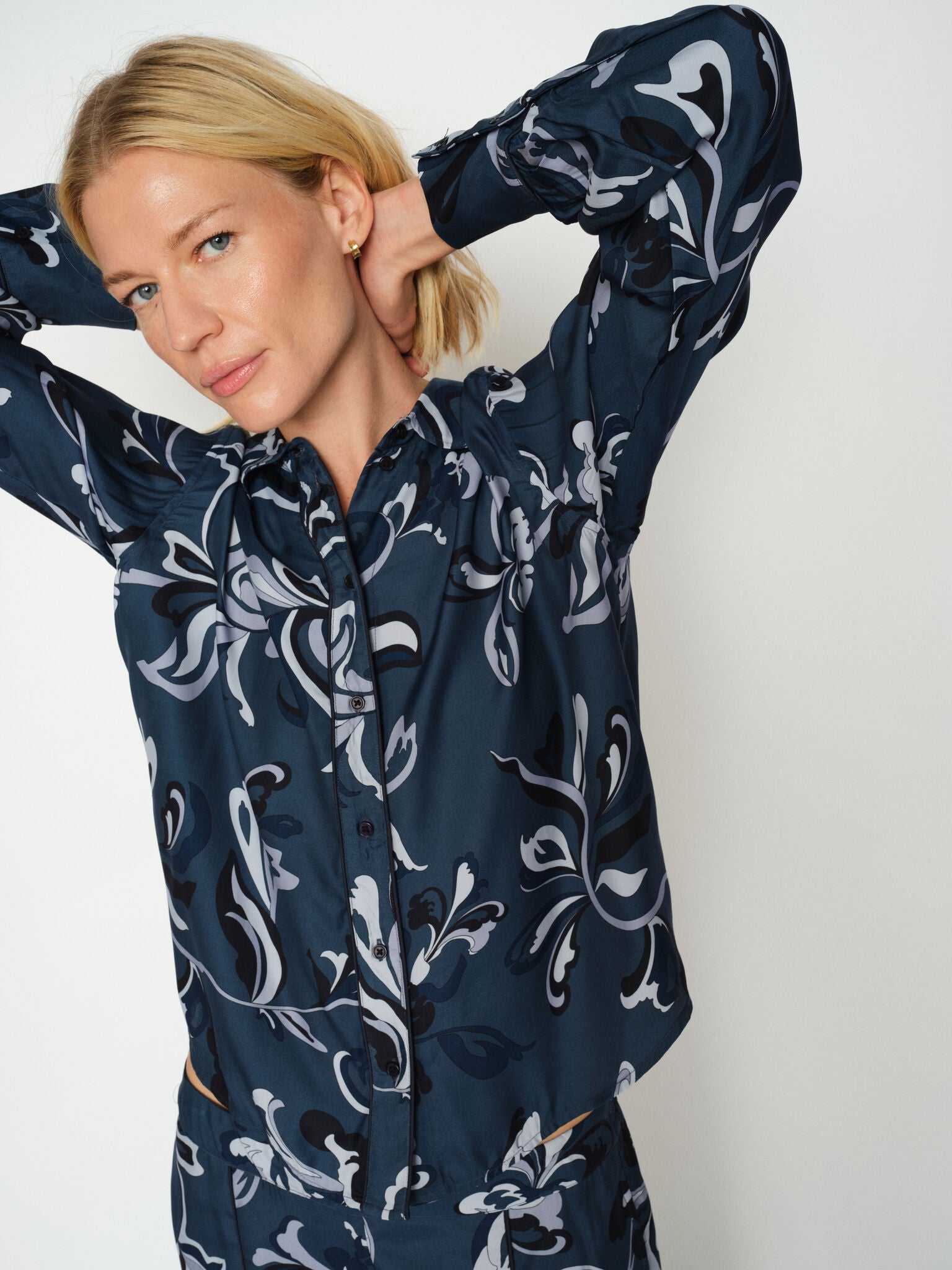 Modelshot / Ensign Blue / Detail